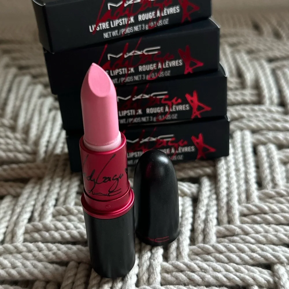MAC lady Gaga lustre lipstick rouge viva glam Gaga - Picture 2 of 11